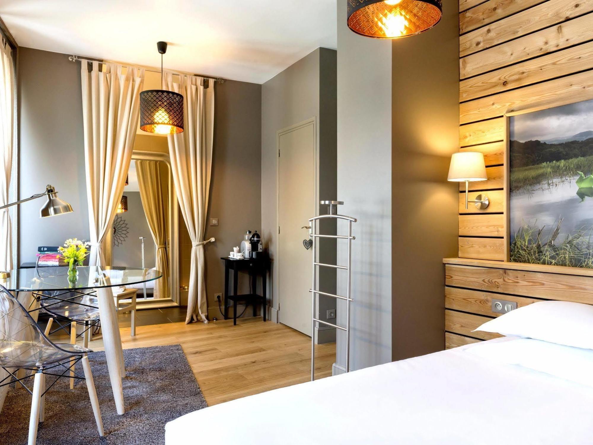 Hotel De Russie Le Mont-Dore Eksteriør bilde